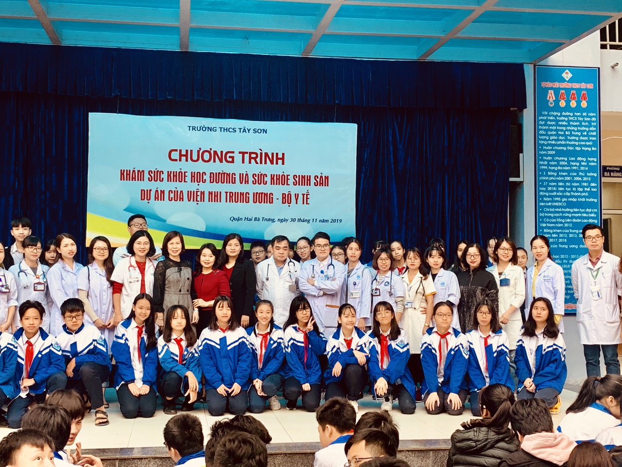 hoatdong2